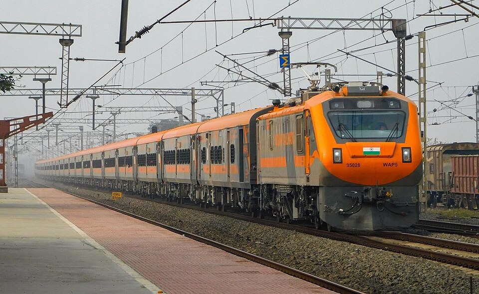 book an airport taxi in manipal